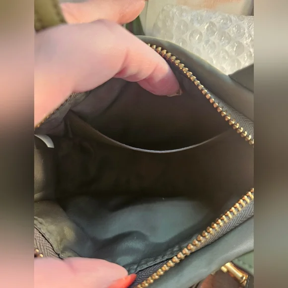 Tory Burch• Mini ELLA Tote Bag.  In "PALM LEAF" EUC 💯Authentic - Picture 3 of 11